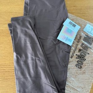 LulaRoe solid BROWN OS leggings.